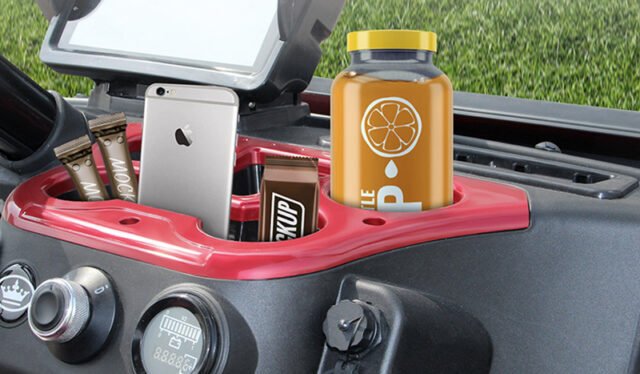 Evolution Classic 4 Plus golf cart — detail view