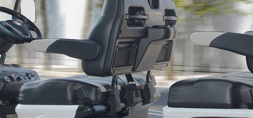 Evolution D5 Maverick 6 Plus golf cart